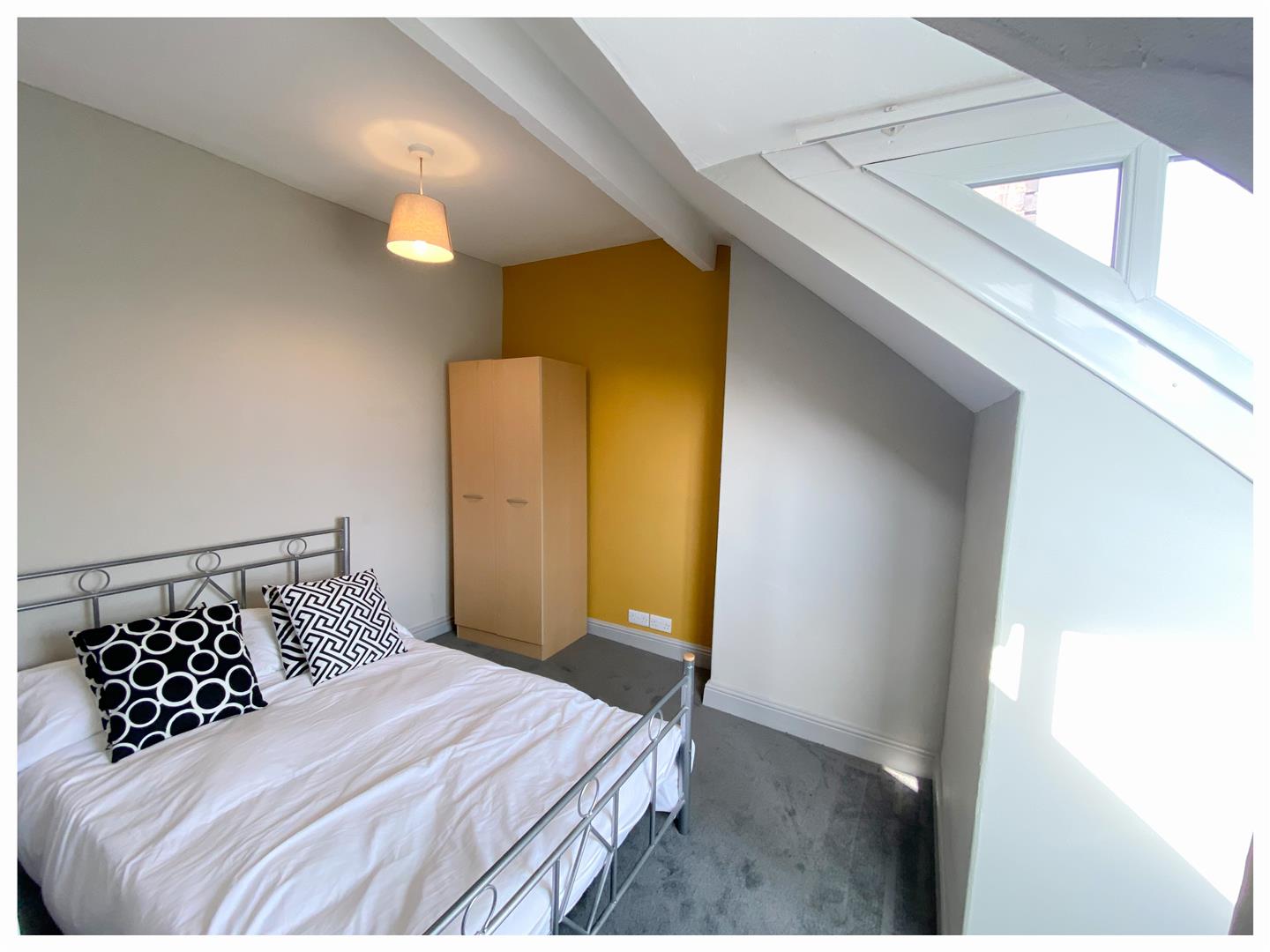 63 Junction Road,Hunters Bar,Sheffield S11 8XA,4 Bedrooms Bedrooms,1 BathroomBathrooms,Terraced,1857